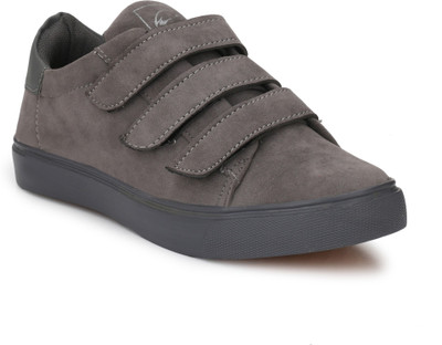 

Shoe Day Sneakers For Men(Brown, Grey