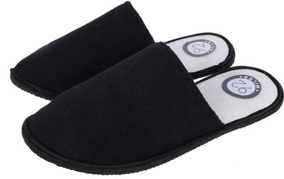 

92 MILES Home Slippers, Black