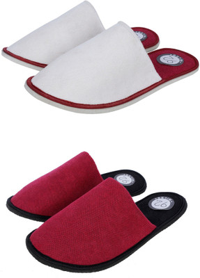 

92 MILES COMBO HOUSE Slippers, White