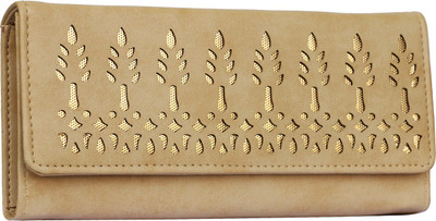 

Noble Designs Casual Beige Clutch