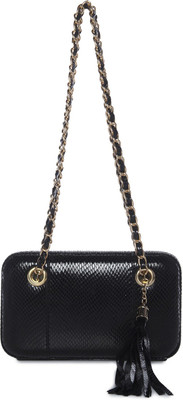 

Kazo Casual Black Clutch