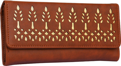 

Noble Designs Casual Tan Clutch