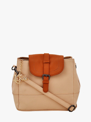 

LAFILLE Shoulder Bag(Beige, Brown)