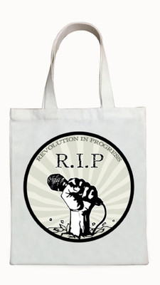 

Chelsey Chelsey Tote(White)