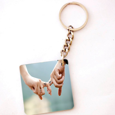 

RGUC 106 Wooden Love Theme Key Chain
