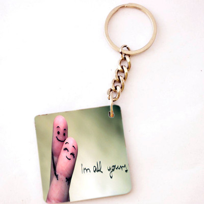 

RGUC 105 Wooden Love Theme Key Chain