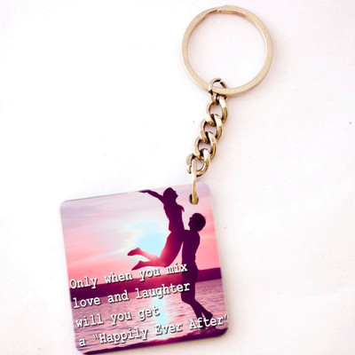 

RGUC 158 Wooden Love Theme Key Chain