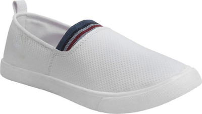 

Shoefly White-717 Casuals For Men(Multicolor