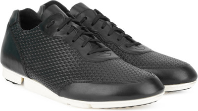 

Clarks Triturn Run Black Weave Sneakers For Men(Black