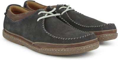 

Clarks Trapell Pace Navy Nubuck Boat shoe For Men(Grey