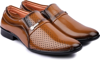 

Floxtar Men's Tan Formal Shoe Corporate Casuals For Men(Tan