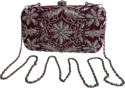 

Spice Art Party Red Clutch