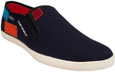 

Winart T-72 Pu Loafers For Men(Black, Red