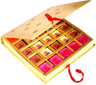 

Haldiram's Golden Box (Small Size)(460 g, Box)
