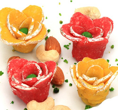 

Ghasitaram Gifts Lotus(800 g, Box)