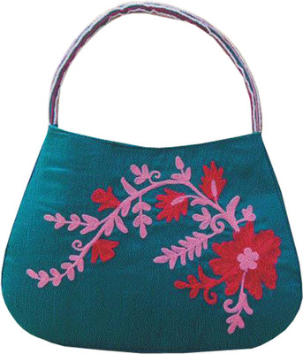 

Spice Art Party Green Clutch