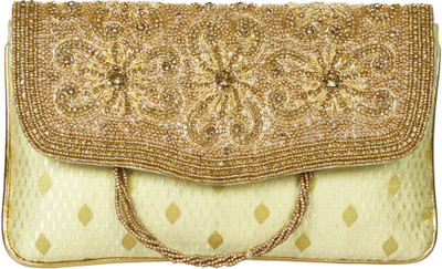 

Saashiwear Party White Clutch