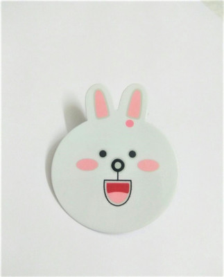 

Takabee by Shivani Rabbit face tic tac clip Tic Tac Clip(White)