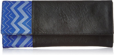 

Baggit Casual Black Clutch