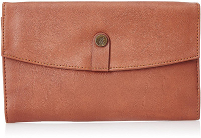 

Baggit Casual Tan Clutch