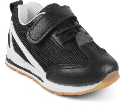 

KITTENS Boys Velcro Running Shoes(Black