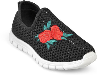 

KITTENS Girls Slip on Sneakers(Black