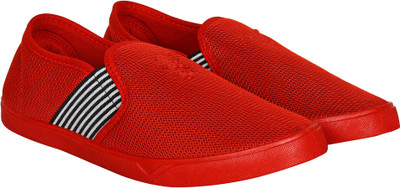 

Shoefly Red-782 Slip On Sneakers For Men(Multicolor