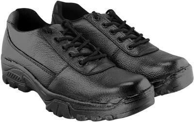 

Blinder Leather Safety Shoes with Steel Toe For Men Casuals For Men(Black