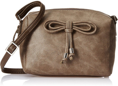 

Baggit Women Casual Brown PU Sling Bag