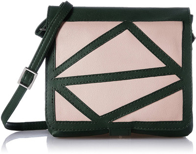 

Baggit Women Casual Green PU Sling Bag