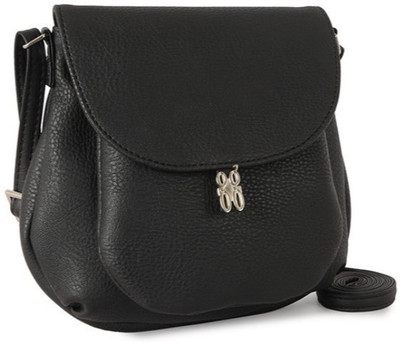 

Baggit Women Casual Black PU Sling Bag