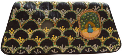 

Spice Art Party Multicolor Clutch