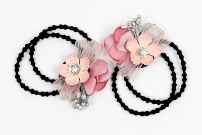 

Suhaavi Pink Floral Design Rubber Band(Pink)