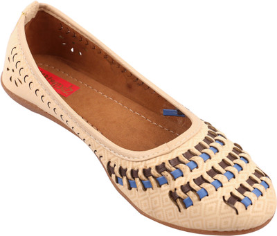 

Footrendz Footrendz Women Ethnic Knitted Faux Leather Bellies 3421 Bellies For Women(Beige