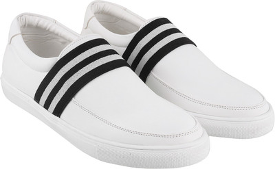 

Metro Trendy Slip On Sneakers For Men(White, Black, 16;white