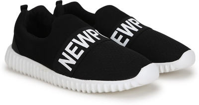 Newport Walking Shoes For Men(Black, White