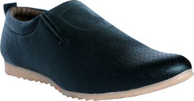 Aargent Slip On For Men(Black
