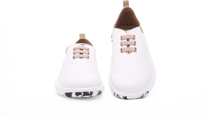 

UIN Sneakers For Women(White