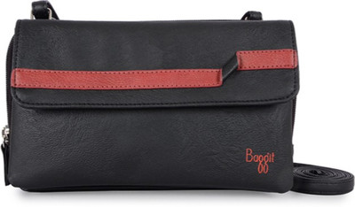 

Baggit Women Casual Black PU Sling Bag