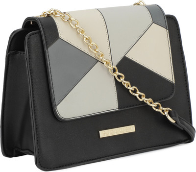 

SUGARUSH Women Evening/Party Black PU Sling Bag