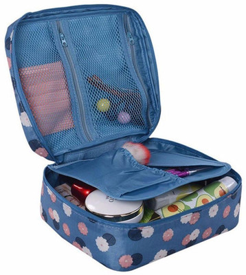 

House of Quirk Cosmetic Pouch(Blue), Dark blue flower
