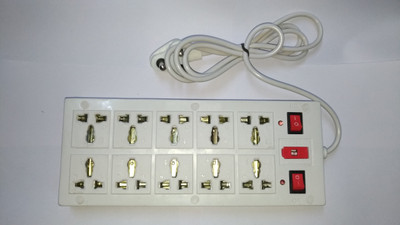 

Unique B3 240 A Three Pin Socket