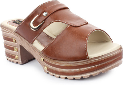 

Moonwalk Women Tan Heels