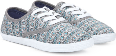 

Forever Glam by Pantaloons 880002230BLUE Casual Shoe For Women(Multicolor, Blue