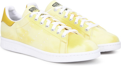 ADIDAS ORIGINALS PW HU HOLI STAN SMITH Sneakers For Men(Yellow, White, Ftwwht/ftwwht/yellow