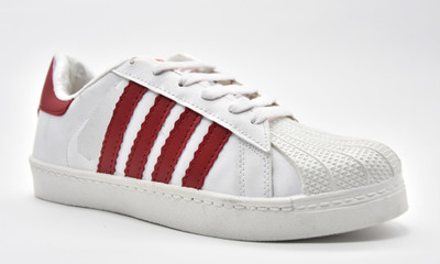 

Genial Sneakers For Men(White, Maroon