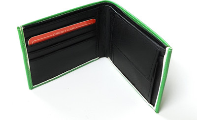 

11e Men Green Artificial Leather Wallet(4 Card Slots)