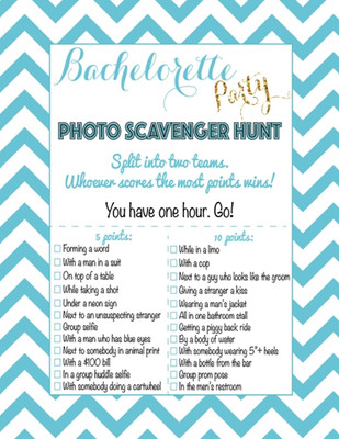 

Madcaps The Party Shop Bachelorette party Game Photo Scavenger(Pink, Blue)