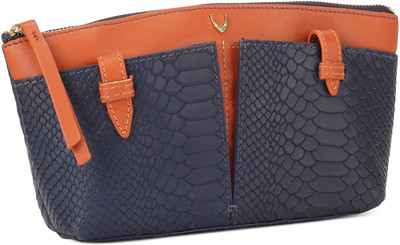 

Hidesign Casual Blue Clutch
