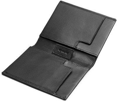 

Pennline Men Black Genuine Leather Wallet(4 Card Slots)